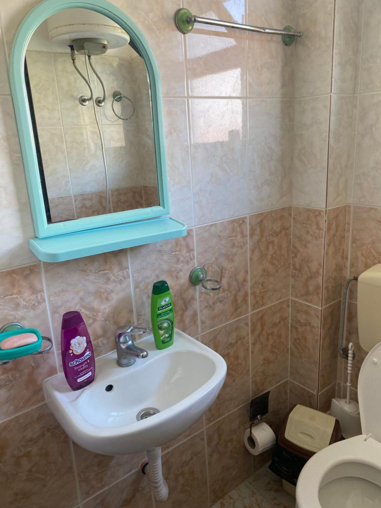 Hotel Adriatik Shëngjin エクステリア 写真