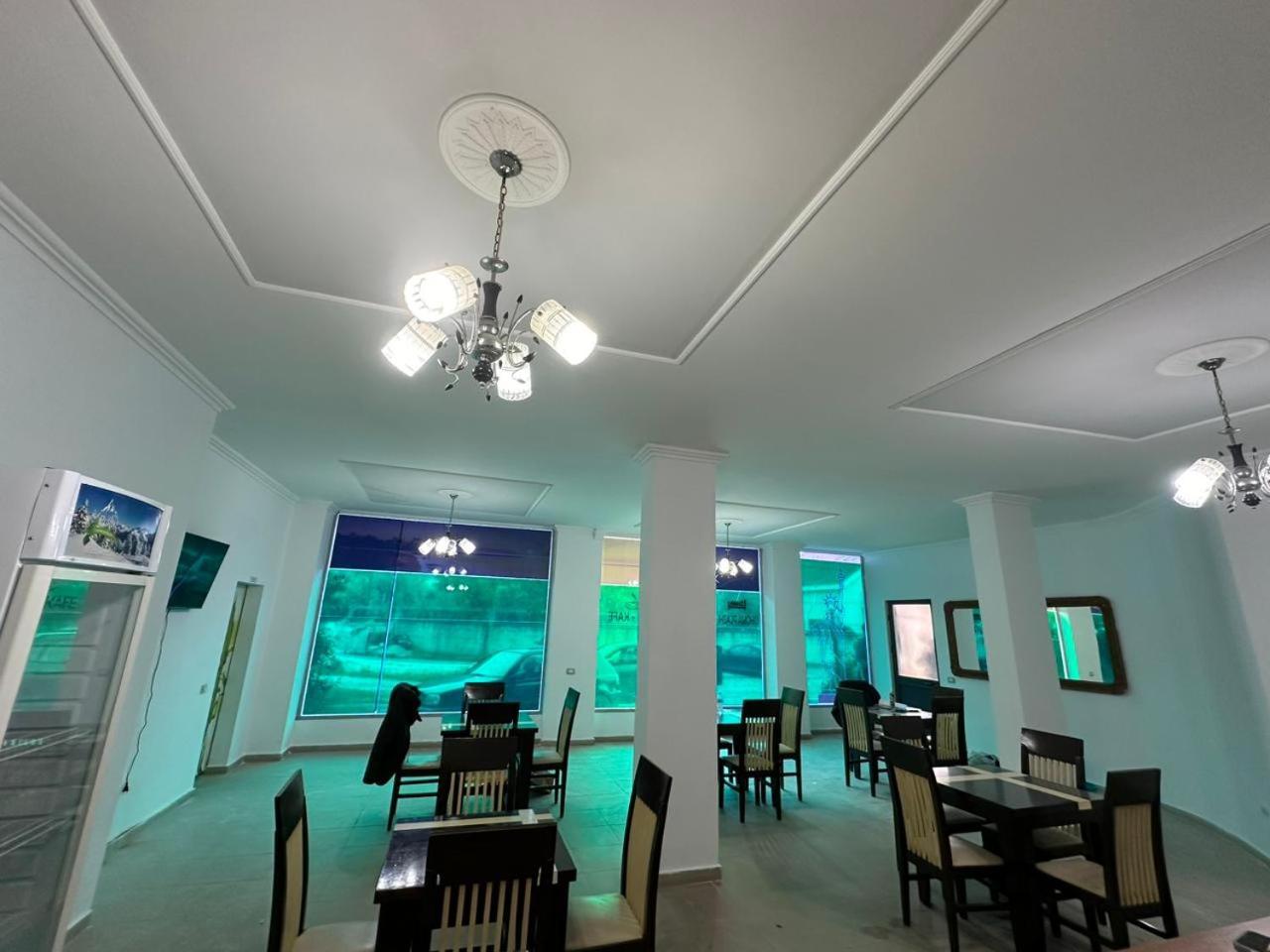 Hotel Adriatik Shëngjin エクステリア 写真